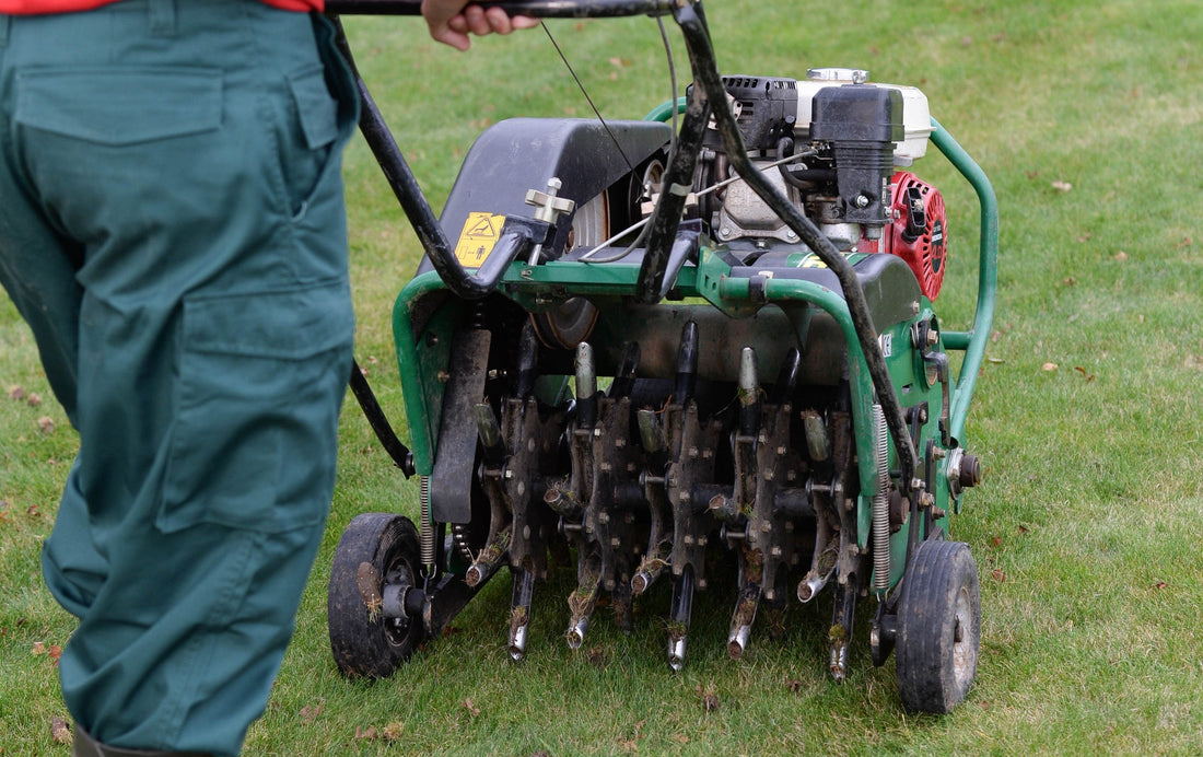 How to Aerate Your Lawn in the UK – And Why We Should Handle It