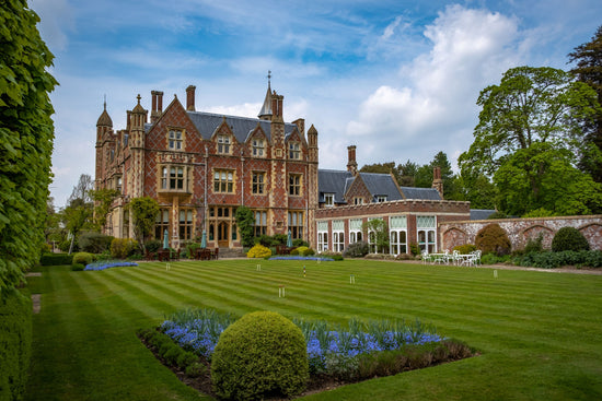 Commercial Lawn Care - Hall with beautiful manicured garden